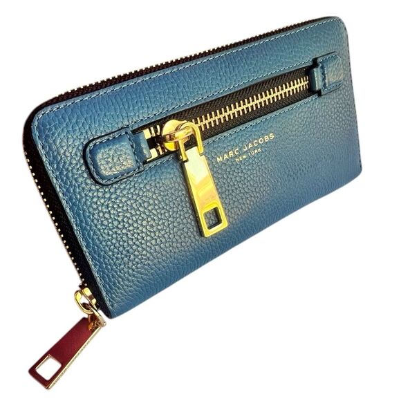 Marc Jacobs Electric Blue Zip Close Continental Leather Wallet w/ Gold Hardware - Picture 6 of 6